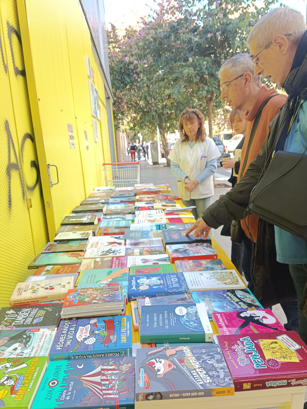 1_Intercanvi-llibres-CAP-Roger_web